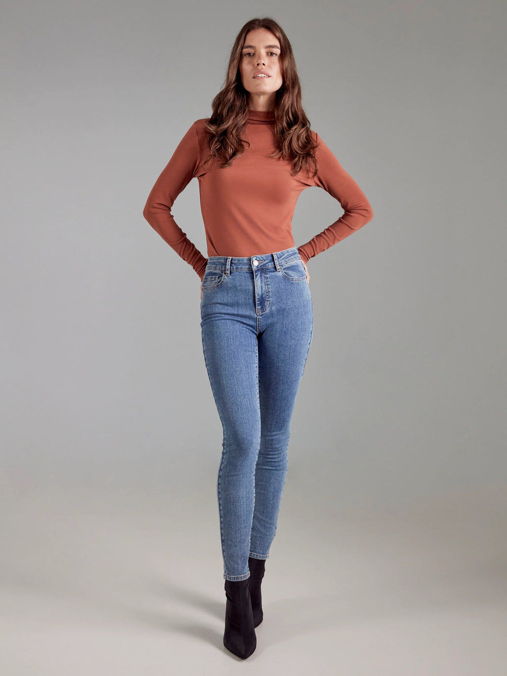 Long Sleeve Mock Neck Top - Sepia